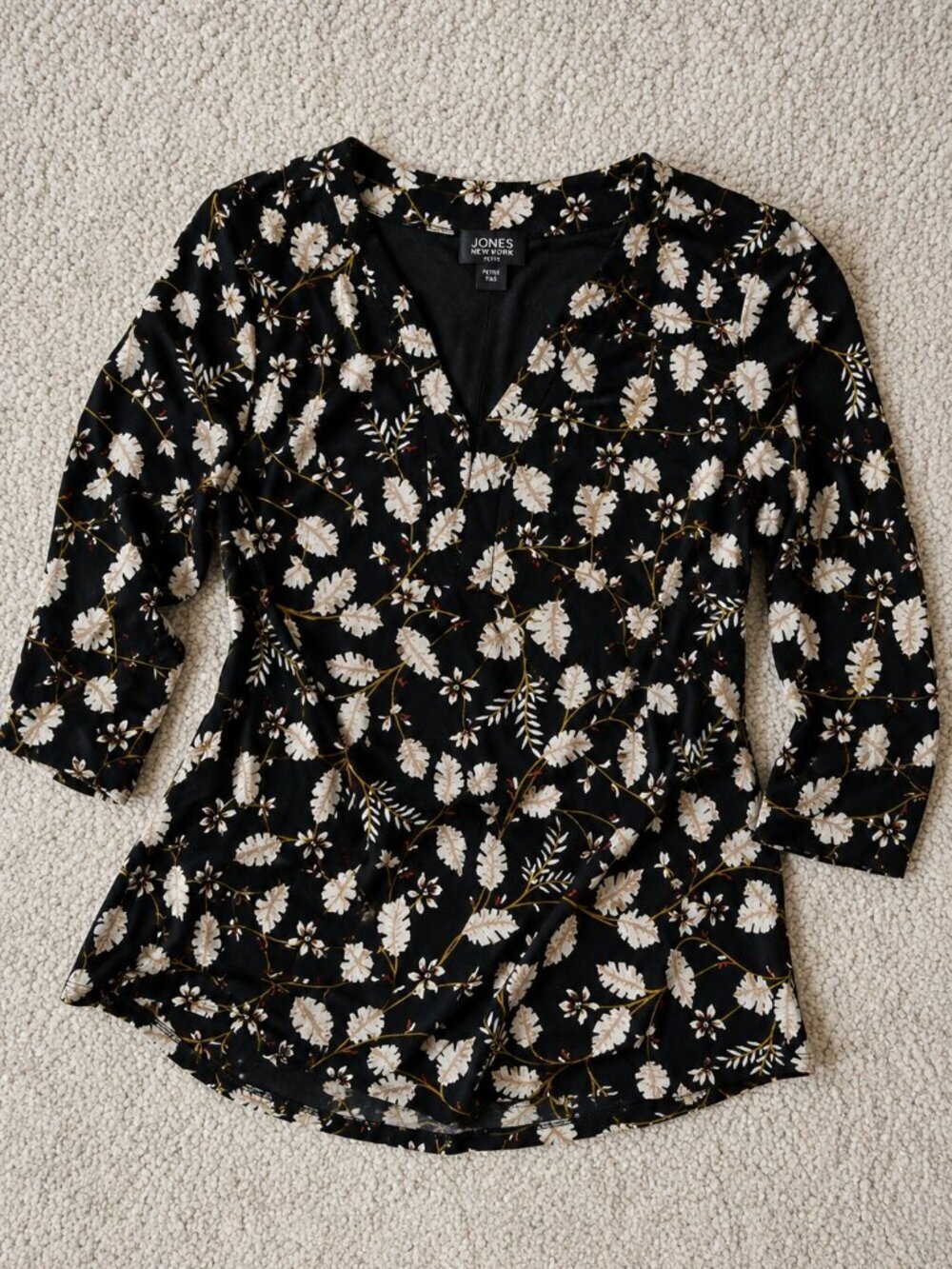 Jones New York Petite Floral Print Top Size PXL Black Peplum Blouse Work Office - Picture 4 of 7
